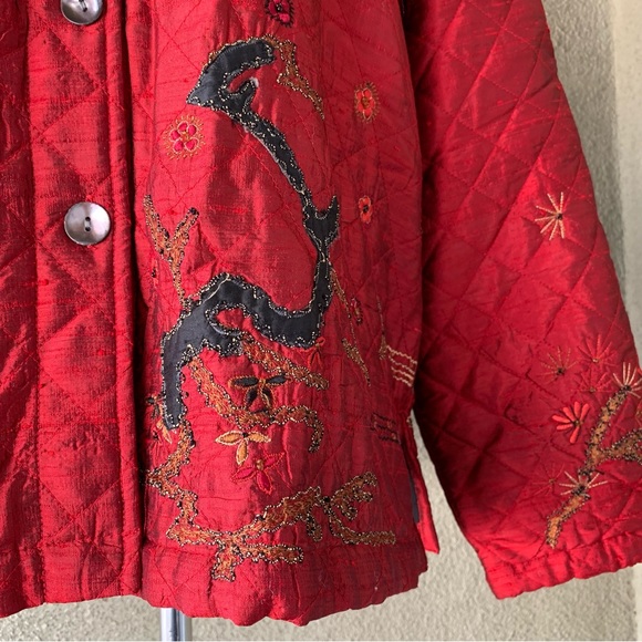 “Chico’s” Red Silk Quilted Jacket size 14-16 (Chico’s size 3) - Picture 5 of 11